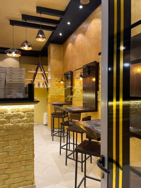 Tirane, jepet me qera ambjent biznesi Kati 0, 50 m² 400 € (50)