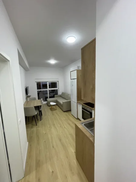 Tirane, jepet me qera apartament 1+1 Kati 9, 55 m² 380 € (Residenca Kadiu ne Ali Dem)