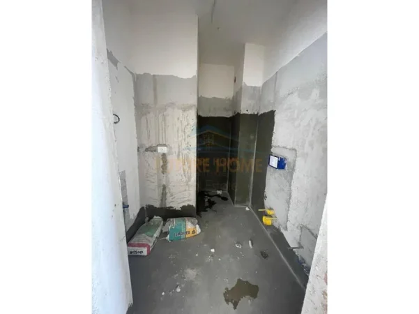 Tirane, shitet apartament 2+1+Ballkon Kati 4, 108 m² 216,000€ (Parallel Living, Don Bosko)