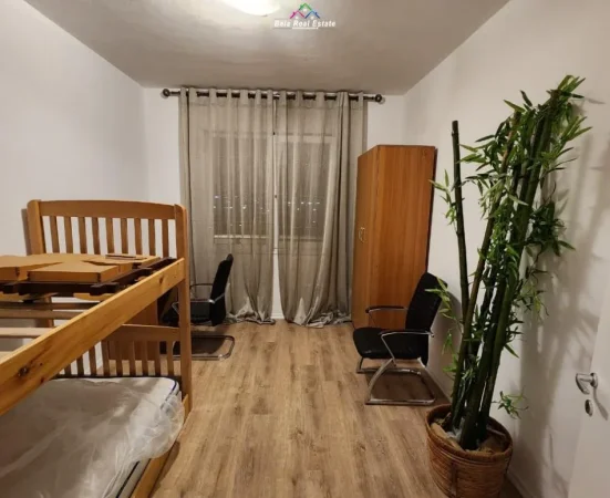 Tirane, jepet me qera apartament 2+1 Kati 7, 90 m² 470 € (Rruga Gryka e Kacanikut)