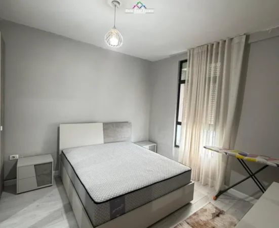 Tirane, jepet me qera apartament 2+1 Kati 7, 80 m² 650 € (rruga endri keko)