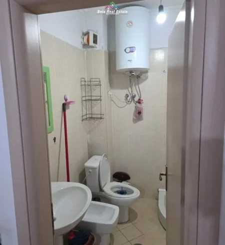 Tirane, jepet me qera apartament 1+1 Kati 3, 60 m² 420 € (Rruga Mikel Maruli)