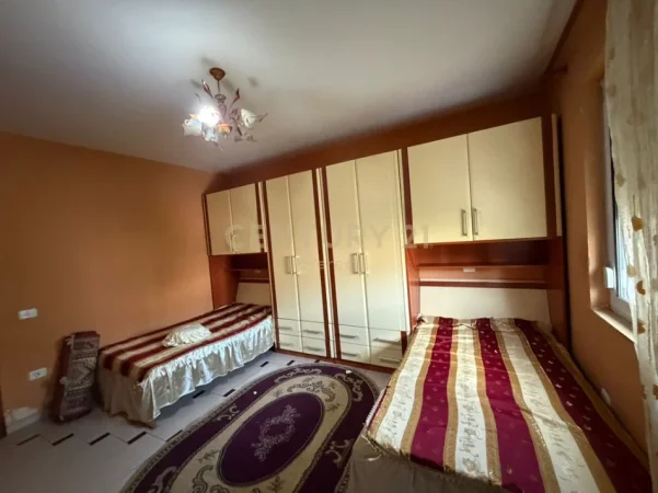 Tirane, jepet me qera apartament 2+1 Kati 3, 75 m² 530 € (idriz dollaku)