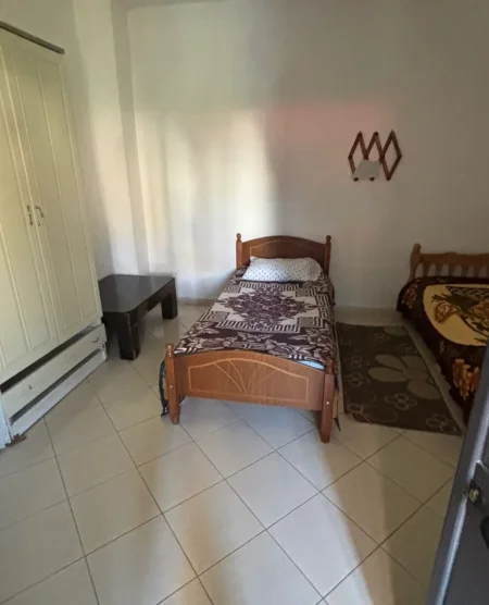 Tirane, jepet me qera garsonier 1+1 Kati 2, 25 m² 220 € (Bujar Bishanaku Tirane Laprake)