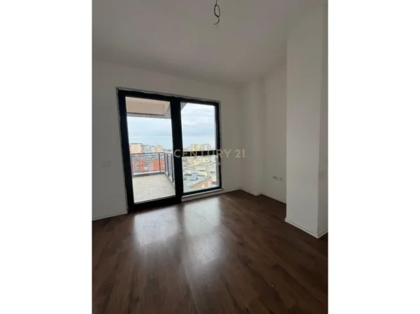 Tirane, shitet apartament 1+1 Kati 6, 74 m² 257.600 € (rruga e kosovareve)