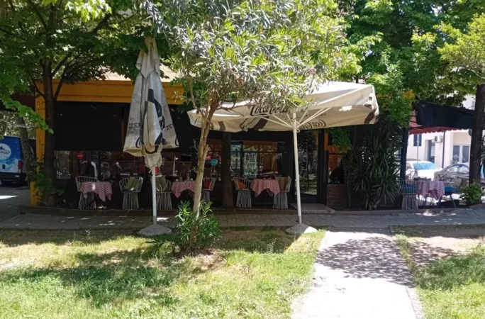 Tirane, shitet ambjent biznesi Kati 1, 150 m² (Biznes Vasil Shanto)