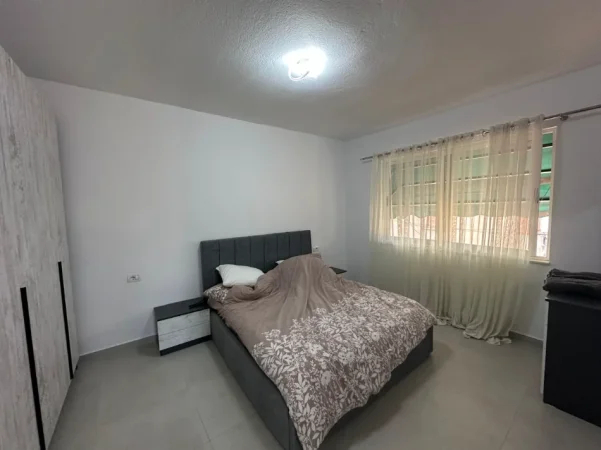 Tirane, shitet apartament 2+1+Ballkon Kati 5, 91 m² 170.000 € (Harry Fultz/Rr.Asim Vokshi)