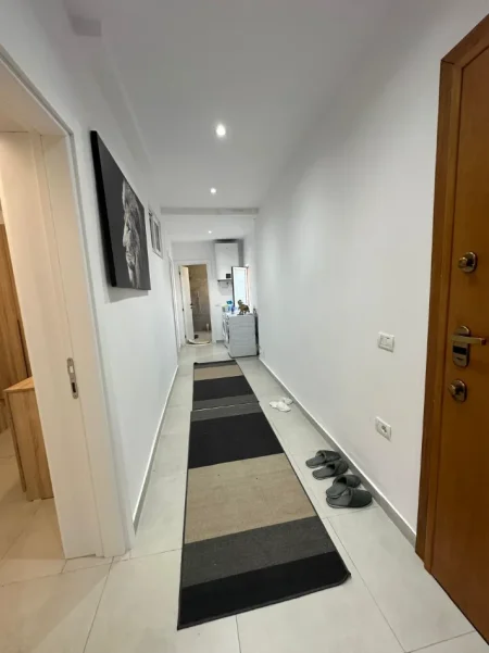Tirane, shitet apartament 2+1+Ballkon Kati 5, 91 m² 170.000 € (Harry Fultz/Rr.Asim Vokshi)
