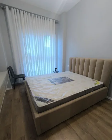 Tirane, jepet me qera apartament 1+1 Kati 6, 72 m² 600 € (LAPRAKA)
