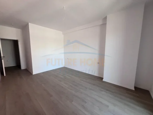 Tirane, shitet apartament 1+1, Kati 3, 84 m² 95.000 € ( Color Splash Residence, Paskuqan)