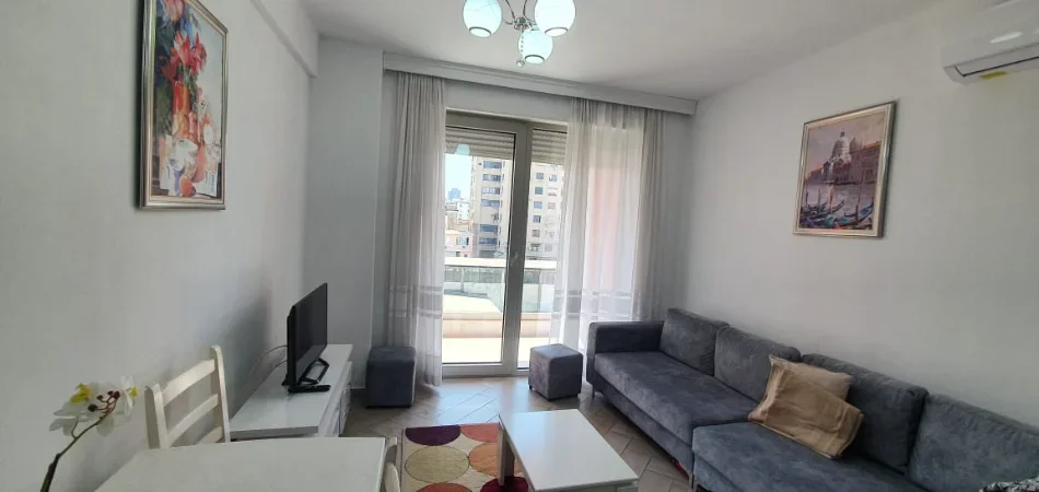 Tirane, jepet me qera apartament 1+1+Ballkon Kati 5, 65 m² ,550 € (Zogu i Zi, Kompleksi Foleja Gjelbër, Tiranë)