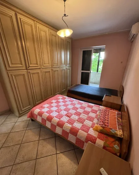 Tirane, shitet apartament 1+1 Kati 2, 60 m² 150.000 € (Brryli)