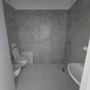 Tirane, jepet me qera apartament 1+1 Kati 5, 60 m² 420 € (Univers City)