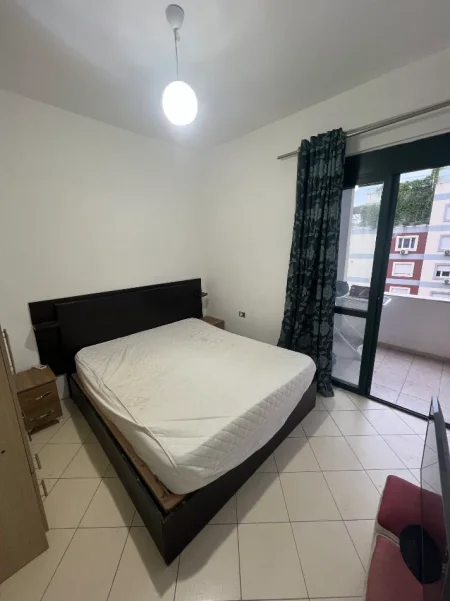 Tirane, jepet me qera apartament 1+1 Kati 3, 54 m² 500 € 