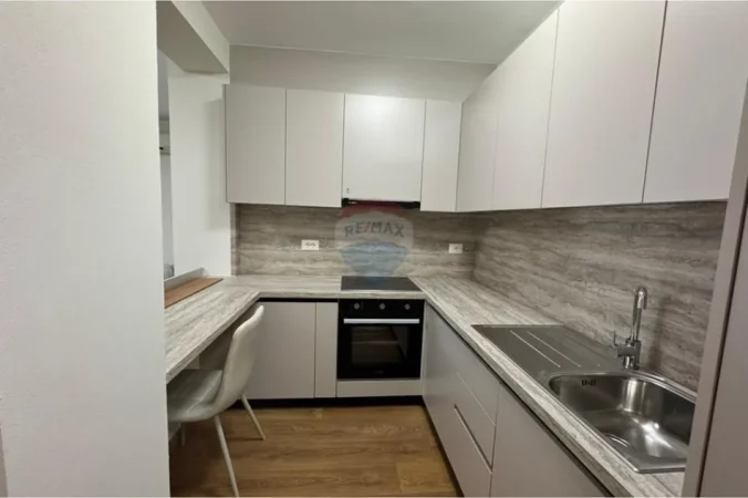 Tirane, jap me qera apartament 1+1 Kati 2, 50 m² 600 € 