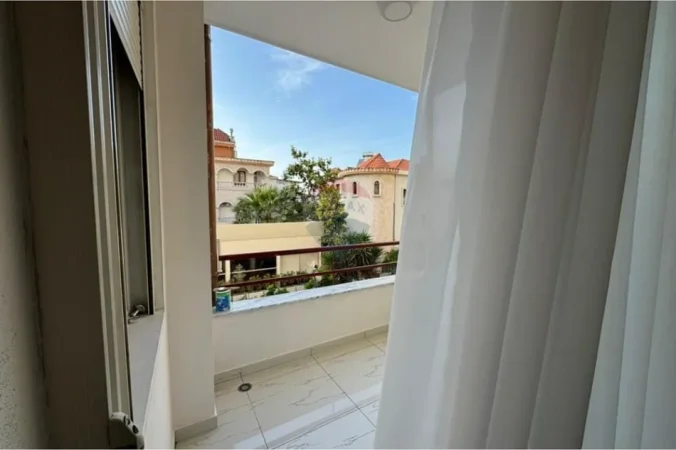 Tirane, jap me qera apartament 1+1 Kati 2, 50 m² 600 € 