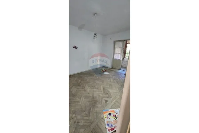 Tirane, shitet apartament 2+1 , 72 m² 193.000 € 