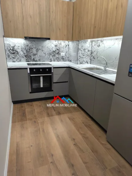 Tirane, jepet me qera apartament 1+1+Ballkon Kati 6, 72 m² 600 € (RRUGA DRITAN HOXHA,LAPRAKE)