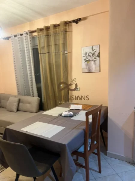 Tirane, jepet me qera apartament 2+1 Kati 9, 100 m² 500 € (kthesa e kamzes)