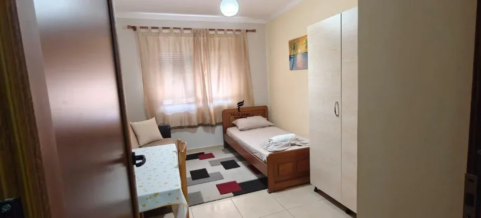 Tirane, jepet me qera apartament 2+1 Kati 2, 75 m² 600 € (RRUGA E DURRESIT)