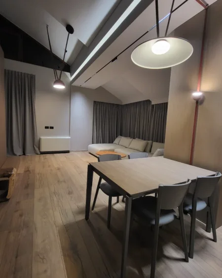 Tirane, jepet me qera apartament duplex Dublex Kati 6, 180 m² 1.800 € (Kodra e Diellit)