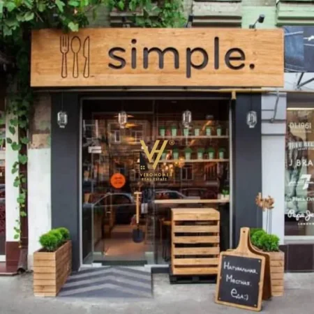 Tirane, jepet me qera dyqan Kati 0, 24 m² 700 € (RRUGA E DURRESIT)