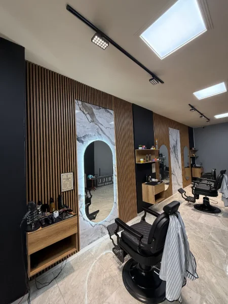 Tirane, shitet biznesi Kati 0, 46 m² 20.000 € (Rruga ndre mjeda)