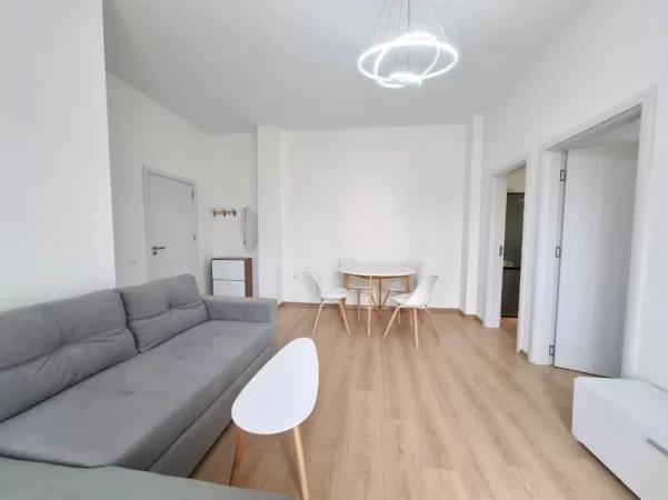 Me Qira Apartament +1P. Parkimi 100%i ri - Hera e Parë me qira 📍 Ali demi- Shkolla Kushtrimi i lirisë | Kati i 4të ( pa ashensorë) 45.000 lekë / Muaj