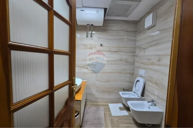 Apartament - Për Qira - Rruga e Kavajës, Tiranë 800 €