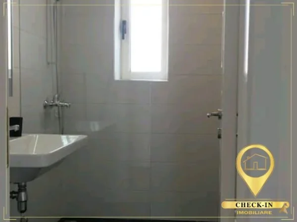 Tirane, jepet me qera apartament 1+1+Aneks+Ballkon Kati 2, 60 m² 650 € (Rruga Mustafa Matohiti)