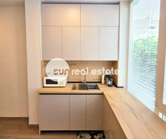 Shkoder, jepet me qera apartament 2+1+Ballkon Kati 2, 78 m² (PERBALLE KOLPINGUT)