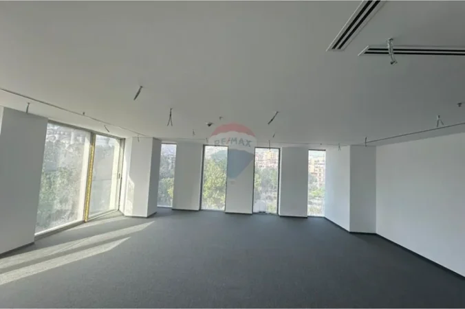 Tirane, jepet me qera ambjent biznesi Kati 3, 119 m² 3.340 € 