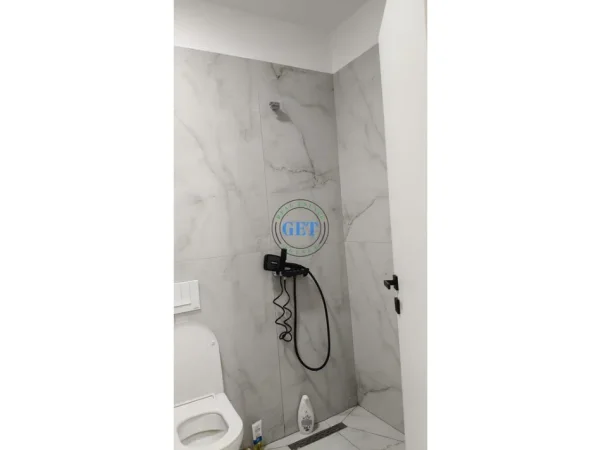 Shqiperi, shitet apartament 1+1 Kati 5, 62 m² 95.000 € (Golem)