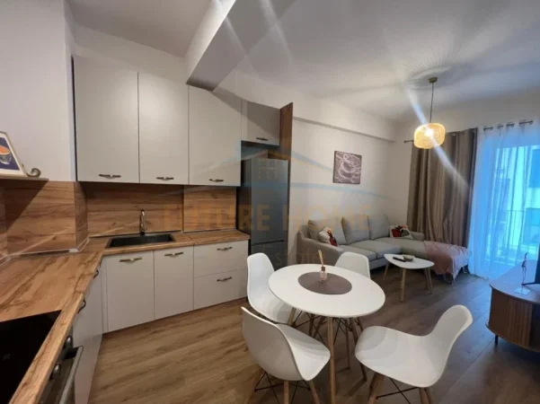 Tirane, jepet me qera apartament 1+1 Kati 3, 62 m² 400 € (FRESK , Residenca OXA)