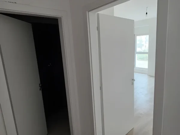 Tirane, shitet apartament 1+1+Ballkon , 71 m² 140.000 € (Kompleksi AURA, Rr. Dritan Hoxha)