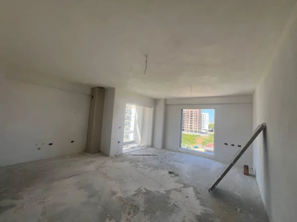 Tirane, shitet apartament 3+1 Kati 5, 131 m² 203.000 € (RRETHI KLANIT PORCELAN)