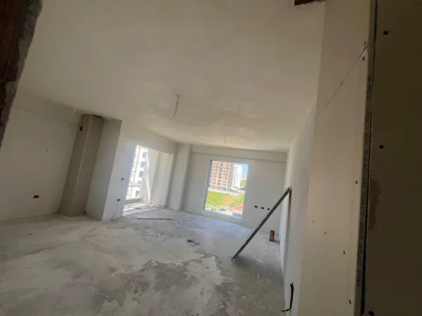 Tirane, shitet apartament 3+1 Kati 5, 131 m² 203.000 € (RRETHI KLANIT PORCELAN)
