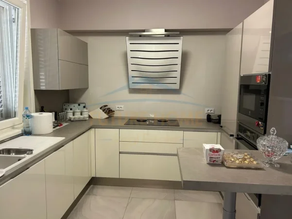 Tirane, shitet apartament 3+1+3+2 Ballkone+2 Garazhe Kati 3, 167 m² 490.000 € (Kodra e Diellit 1)