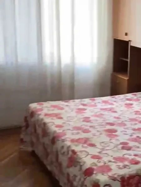 Tirane, jepet me qera apartament 1+1 Kati 3, 68 m² 480 € (Ministria e Drejtesis)