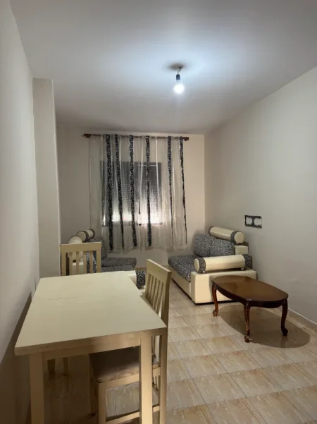 Tirane, jepet me qera apartament 1+1 Kati 1, 69 m² 400 € (stadiumi dinamo , sheshi willson)