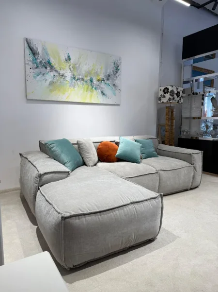 Tirane, shes Kend i Ri 850 €