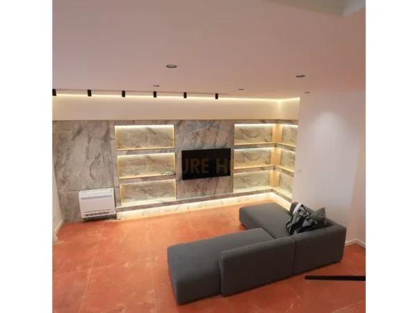 Tirane, jepet me qera apartament 3 Katshe Kati 0, 1.630 m² 3.500 € (Petrele)