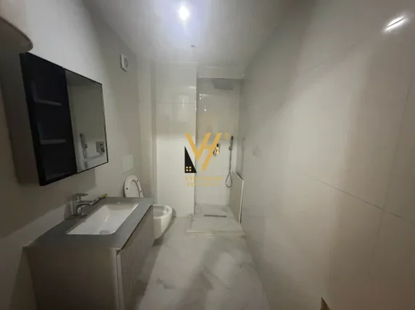 Tirane, shitet garsonier Kati 2, 27 m² 78.000 € (RRUGA E ELBASANIT)