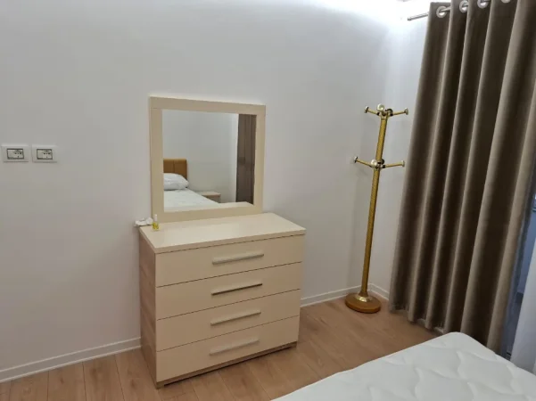 Tirane, jepet me qera 1+1 , 