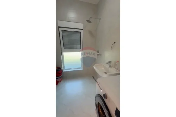 Tirane, shitet apartament 1+1+Ballkon Kati 6, 60 m² 115.000 € (Kadiu)
