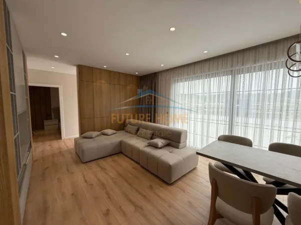 Tirane, jepet me qera Vile 3 Katshe , 365 m² 5.000 € (Mjull-Bathore)