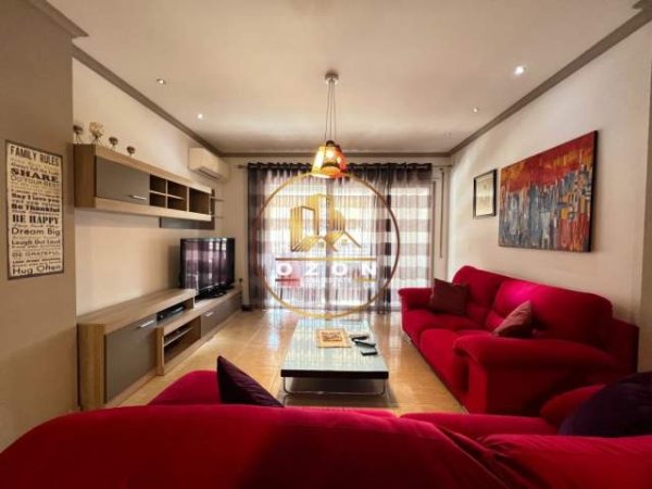 Tirane, jepet me qera apartament 2+1+A+BLK Kati 5, 115 m² 600 Euro (RRUGA E KAVAJES)