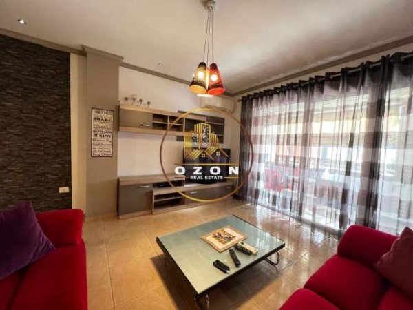 Tirane, jepet me qera apartament 2+1+A+BLK Kati 5, 115 m² 600 Euro (RRUGA E KAVAJES)