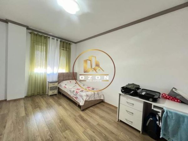 Tirane, jepet me qera apartament 2+1+A+BLK Kati 5, 115 m² 600 Euro (RRUGA E KAVAJES)