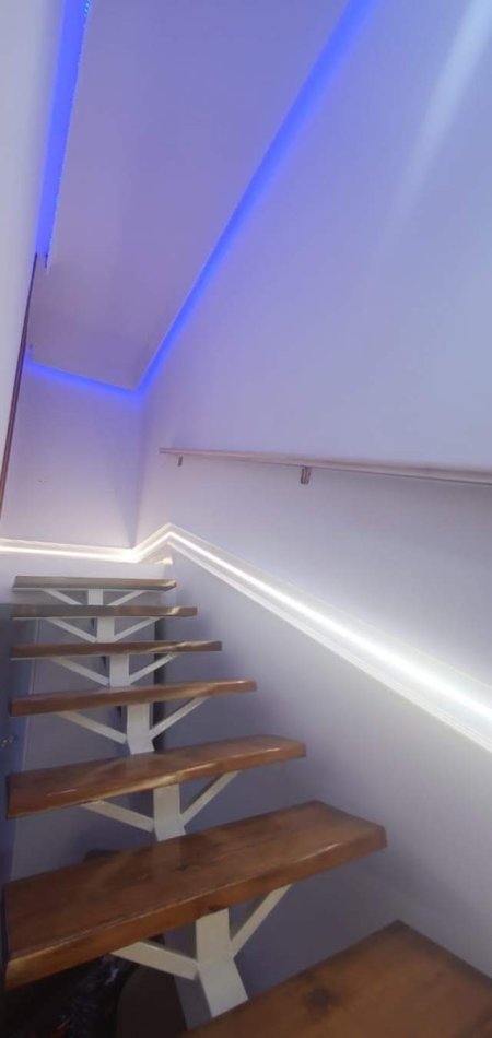 Tirane, jepet me qera apartament duplex 2+1+BLK Kati 2, 146 m² 600 Euro (Rruga Misto Mame)